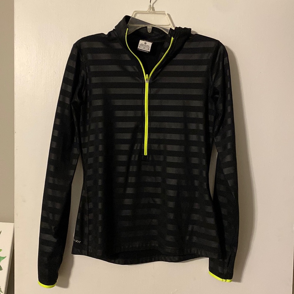 Nike Dri-fit long sleeved half zip